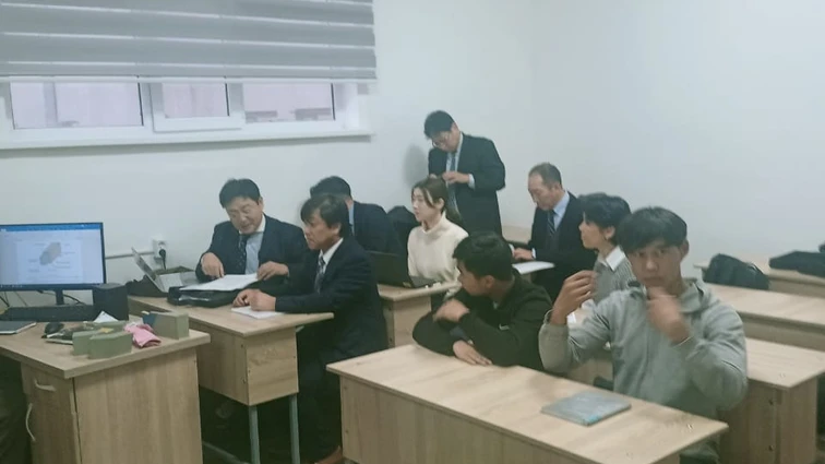 Встреча представителей японской фирмы с преподавателями и студентами БТК КГТУ им. И. Раззакова